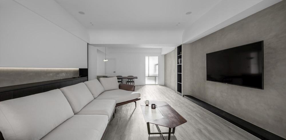 AH RESIDENCE